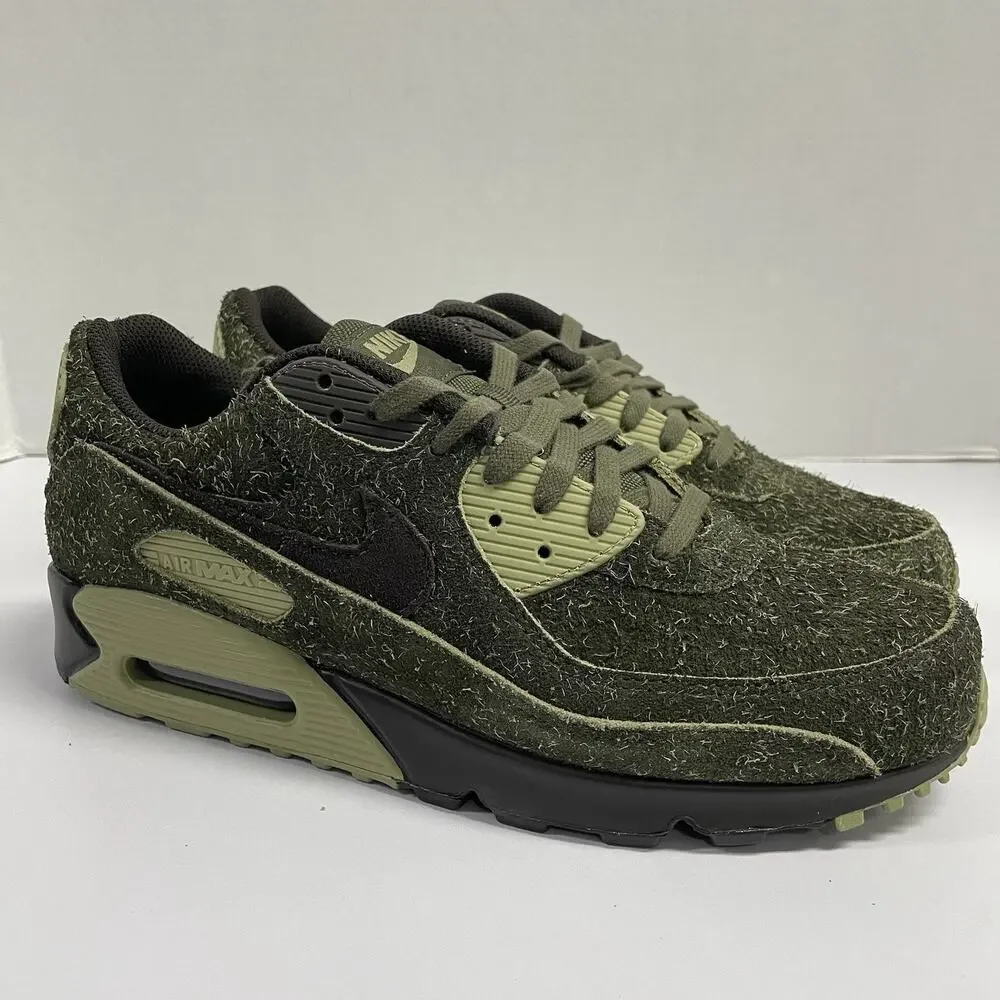 Nike Air Max 90 Skunk HV6663 300 Size 8.5 Men Green Retro Runner Hairy Suede 420